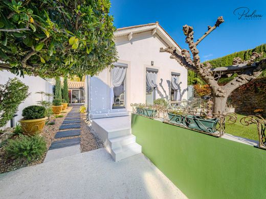 ‏בתי יוקרה ב  Castelnau-le-Lez, Hérault