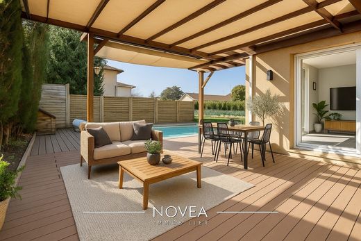 Casa de lujo en Sathonay-Village, Ródano