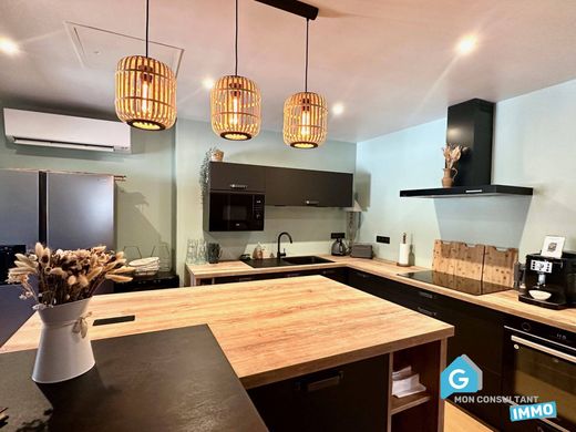 Edificio en Beaune, Cote D'Or