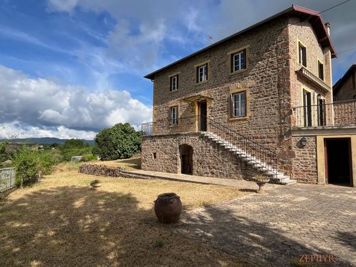 Luxe woning in Oingt, Rhône