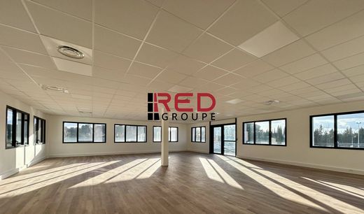 Office in Éguilles, Bouches-du-Rhône