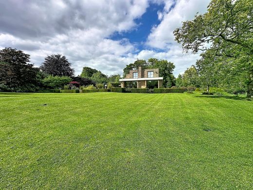Luxury home in Villeneuve-d'Ascq, North