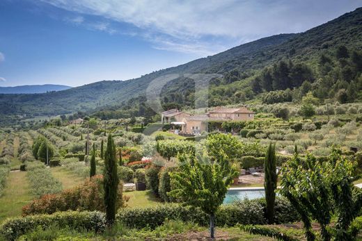Luxury home in Ménerbes, Vaucluse