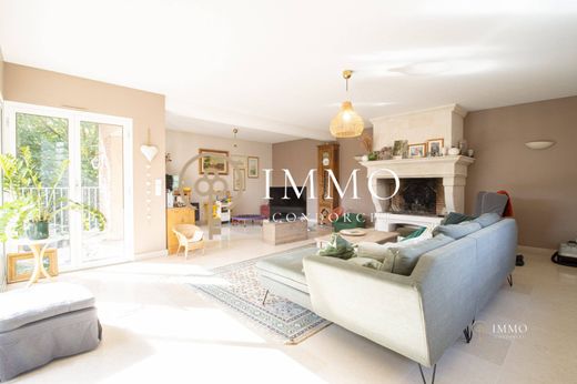 Luxury home in L'Haÿ-les-Roses, Val-de-Marne