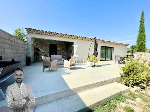 Luxury home in La Barben, Bouches-du-Rhône