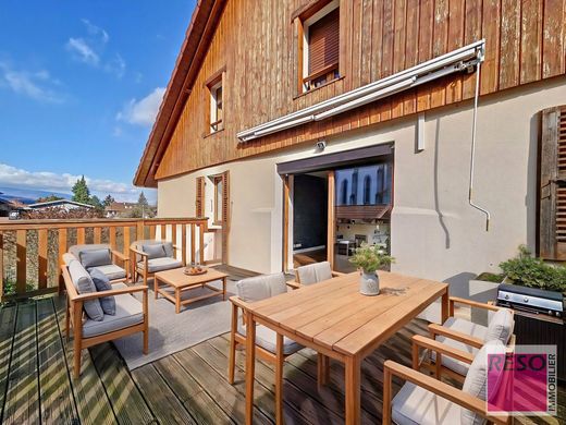 Apartment / Etagenwohnung in Amancy, Haute-Savoie