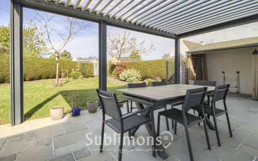 Luxury home in Crach, Morbihan