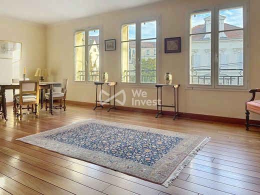 Appartamento a Rueil-Malmaison, Hauts-de-Seine