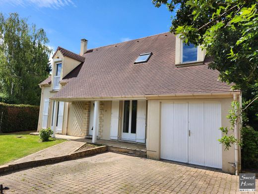 Casa de lujo en Saint-Rémy-lès-Chevreuse, Yvelines