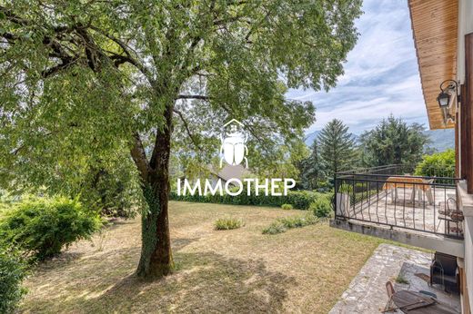 豪宅  Meylan, Isère