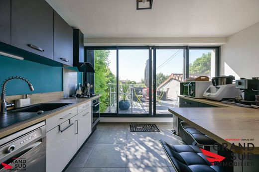 Talence, Girondeの高級住宅