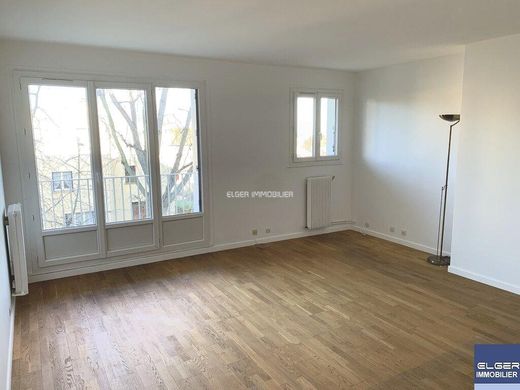 Apartment in Clamart, Hauts-de-Seine