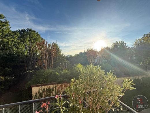 Appartement à Fontenay-sous-Bois, Val-de-Marne