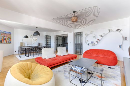 Apartment in La Garenne-Colombes, Hauts-de-Seine