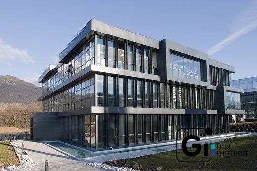 Biuro w Challes-les-Eaux, Savoy