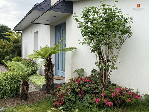 Luxury home in Kervignac, Morbihan