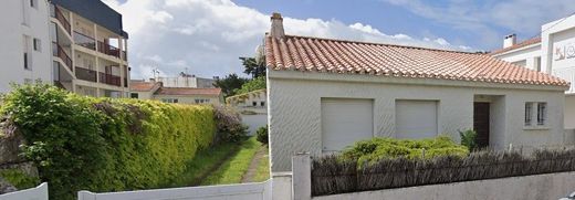 Luxe woning in Saint-Gilles-Croix-de-Vie, Vendée