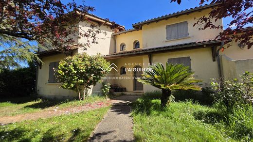 Luxury home in La Teste-de-Buch, Gironde