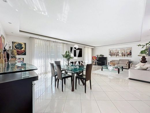 Apartment in Maisons-Alfort, Val-de-Marne