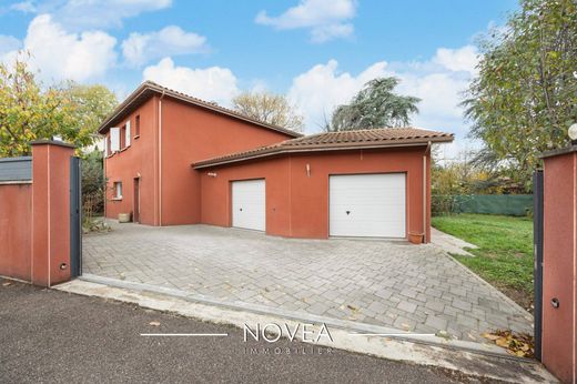 ‏בתי יוקרה ב  Francheville, Rhône