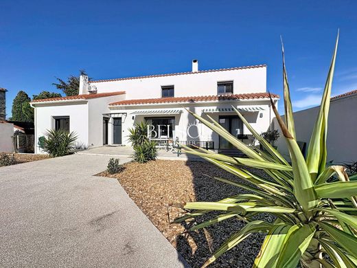 Luxury home in Pollestres, Pyrénées-Orientales