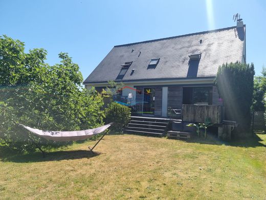 Luxury home in Saint-Étienne-de-Montluc, Loire-Atlantique