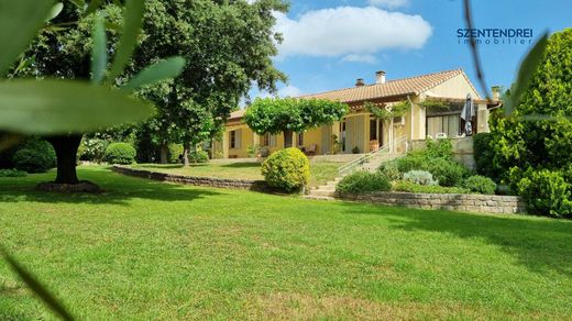 Casa de luxo - Saussines, Hérault