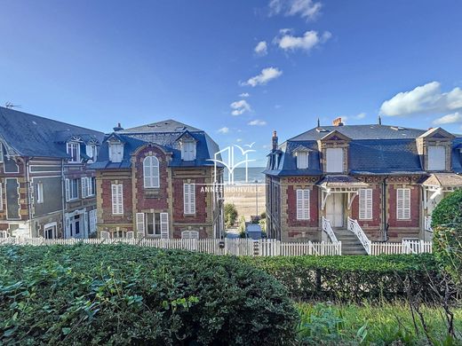 Casa di lusso a Villers-sur-Mer, Calvados