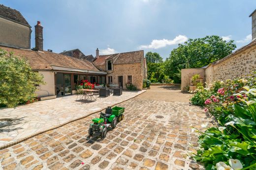 Luxus-Haus in Nangis, Seine-et-Marne