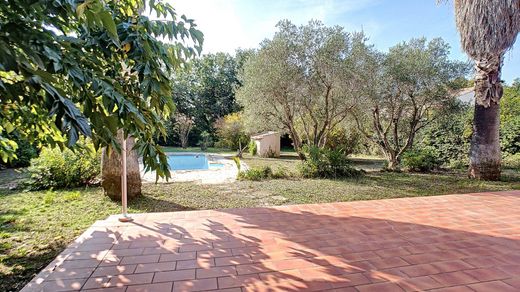 Casa di lusso a Six-Fours-les-Plages, Var