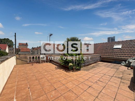 Casa de lujo en Gennevilliers, Altos de Sena