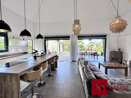 Luksusowy dom w Saint-Gilles les Hauts, Réunion