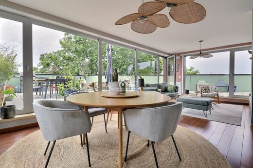 Apartment in Lille, North
