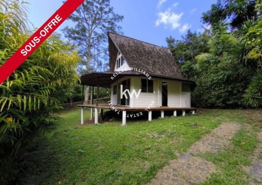 Luxury home in Maiao