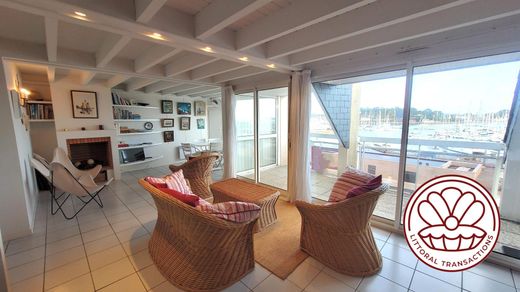 Apartment / Etagenwohnung in Carnac, Morbihan