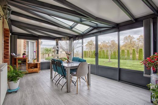 Luksusowy dom w Grangues, Calvados