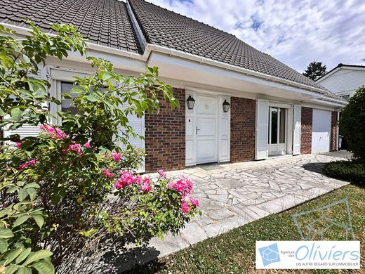 Casa de lujo en Voisins-le-Bretonneux, Yvelines