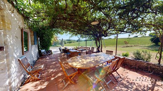 Luxury home in La Réole, Gironde