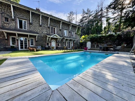 Luxury home in Saint-Étienne, Loire