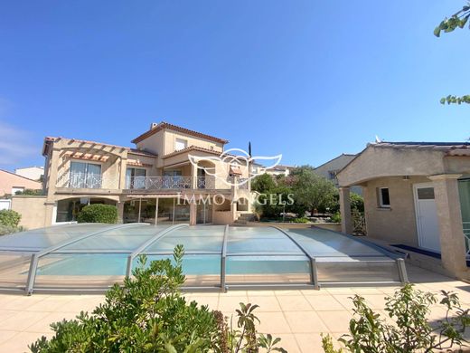 Luxus-Haus in Juvignac, Hérault