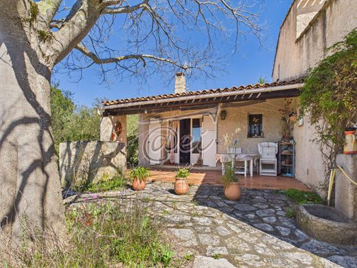 Luxury home in Tavernes, Var