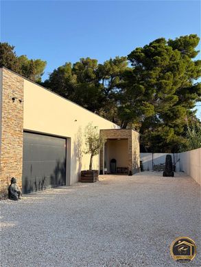 Luxury home in Narbonne, Aude