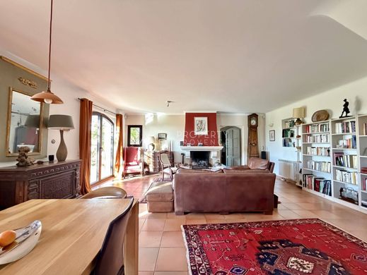 Luksusowy dom w Vaugines, Vaucluse