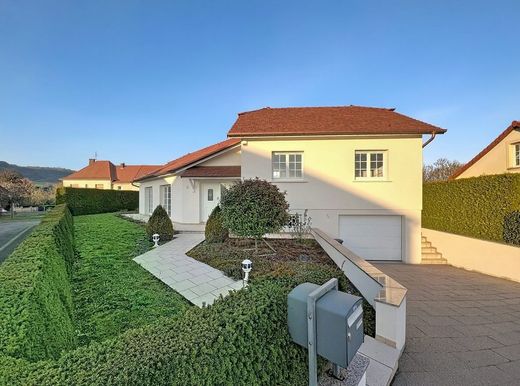 豪宅  Kanfen, Moselle