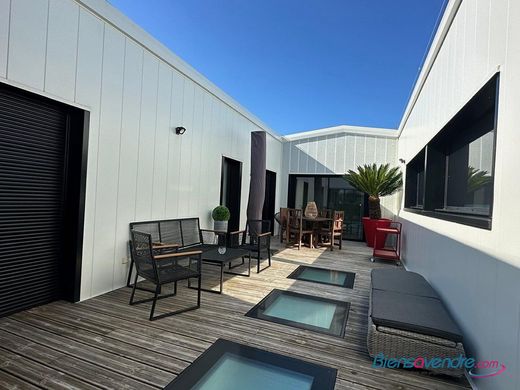 Casa di lusso a Buxerolles, Vienne