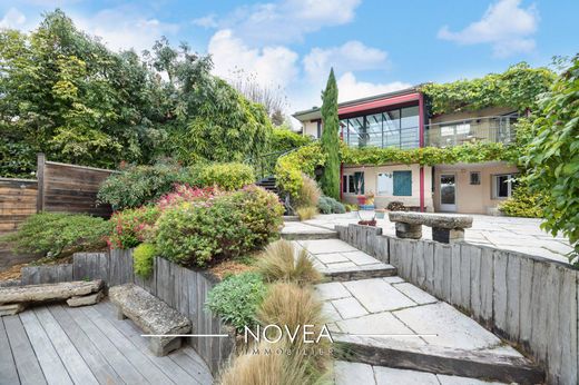 ‏בתי יוקרה ב  Dardilly, Rhône