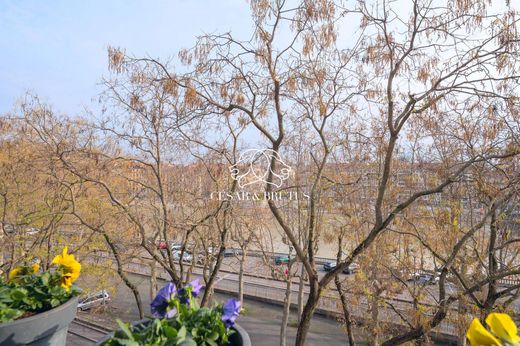 Apartment in Lyon, Rhône