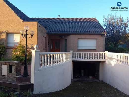 Maison de luxe à Roubaix, Nord