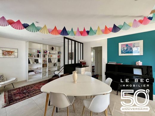 Luxury home in Séné, Morbihan