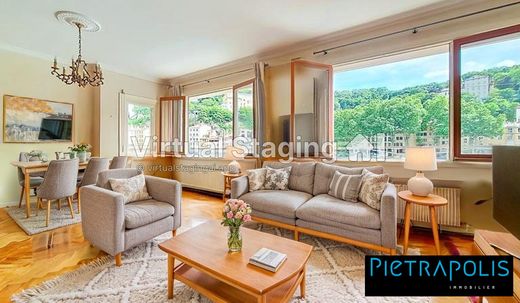 Apartment in Lyon, Rhône
